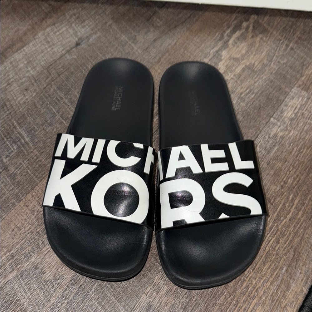 Michael Kors Black and White Logo Slides